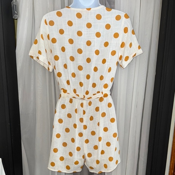Monteau White and Yellow/ Orange  Polka Dot Romper - Picture 3 of 9